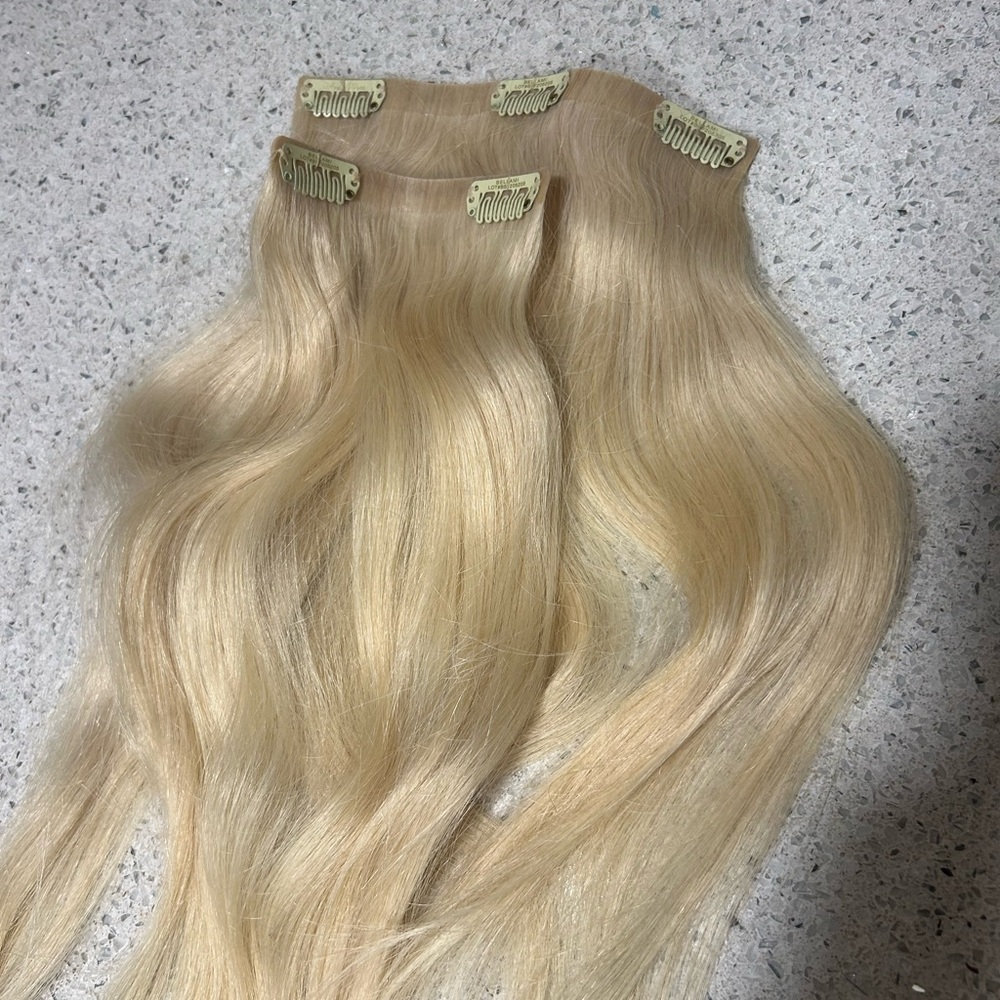 Bellami silk seam 14 in clip-in Hair Extensions (2 wefts) in Beach blonde